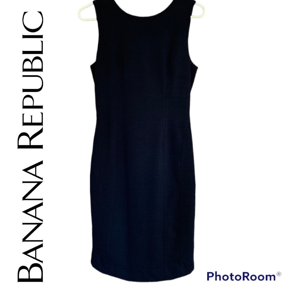 ✨ Banana Republic Navy Blue Dress ✨